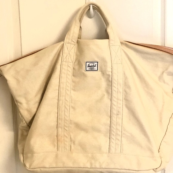 Herschel Supply Company Other - Herschel Canvas Cream Bag with Leather Zipper